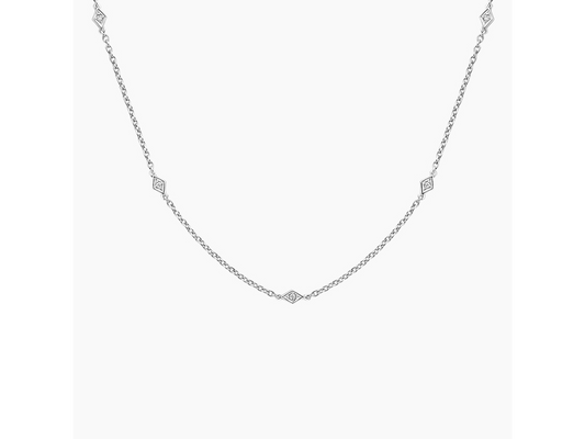 Dazzling Kite-Shaped Diamond Necklace