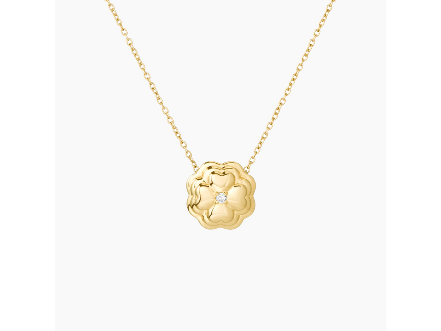 Heartfelt Luck Clover Lab Diamond Pendant Necklace in 14K Yellow Gold