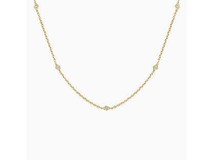 Kite-Shaped Diamond Pendant Necklace in 14K Yellow Gold