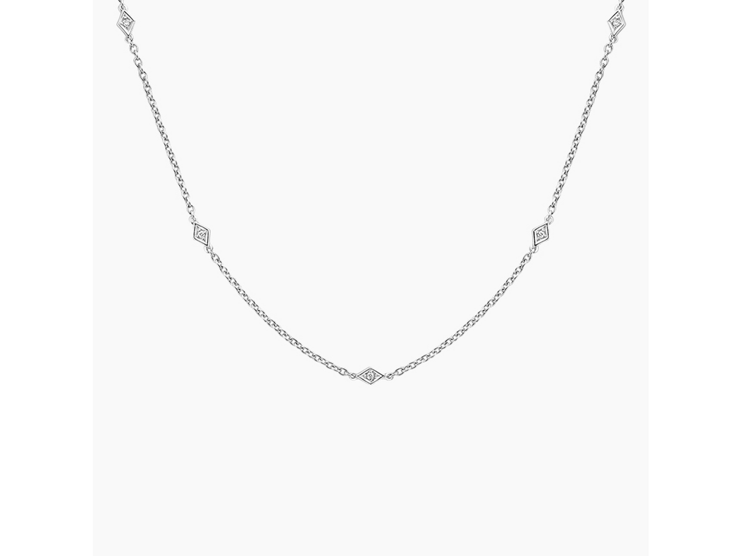 Dazzling Kite-Shaped Diamond Necklace