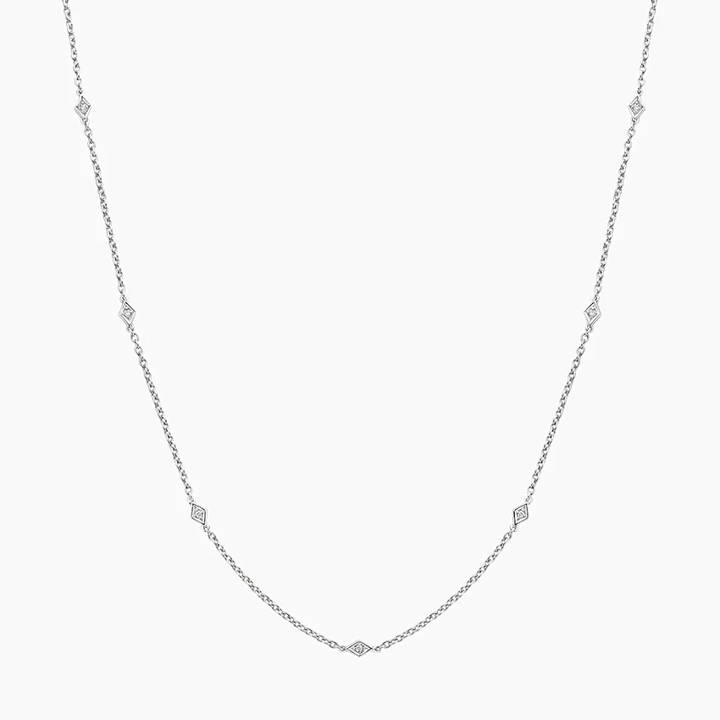 Dazzling Kite-Shaped Diamond Necklace