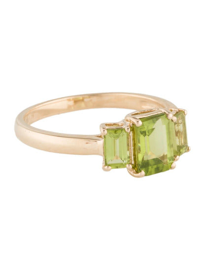 14K 1.76ctw Peridot Cocktail Ring