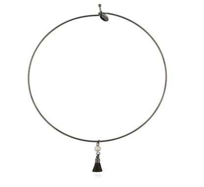 Tassel Imitation Pearl Choker in Black-Tone