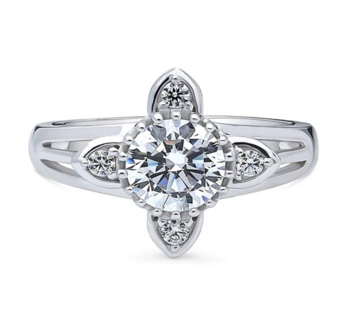 Flower CZ Ring in Sterling Silver